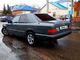 Mercedes-Benz E 200 1993 годаүшін920 000 тг. в Петропавловск – фото 3