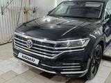 Volkswagen Touareg 2022 года за 23 000 000 тг. в Уральск – фото 5
