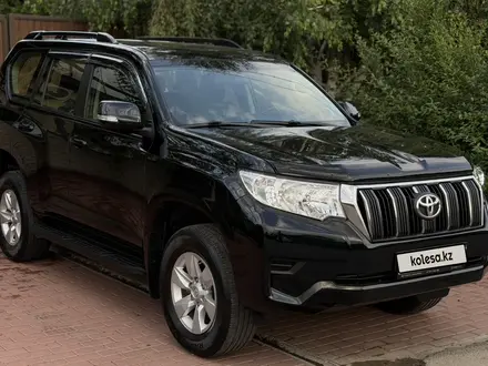 Toyota Land Cruiser Prado 2018 года за 18 600 000 тг. в Алматы – фото 2