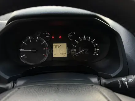 Toyota Land Cruiser Prado 2018 года за 18 600 000 тг. в Алматы – фото 15