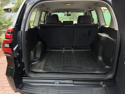 Toyota Land Cruiser Prado 2018 года за 18 600 000 тг. в Алматы – фото 16