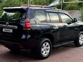 Toyota Land Cruiser Prado 2018 года за 18 600 000 тг. в Алматы – фото 5