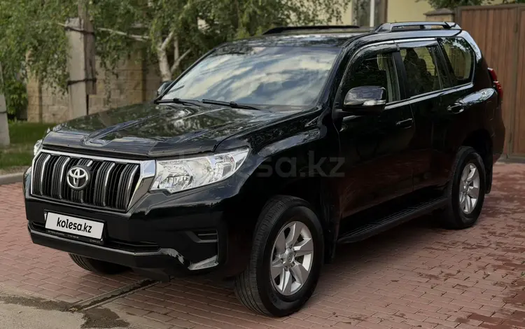 Toyota Land Cruiser Prado 2018 года за 18 600 000 тг. в Алматы