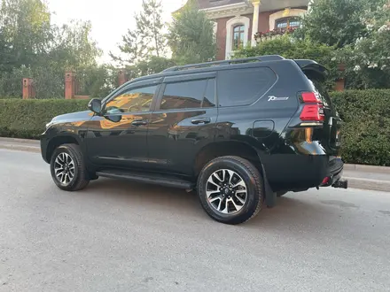 Toyota Land Cruiser Prado 2022 года за 32 500 000 тг. в Караганда – фото 3