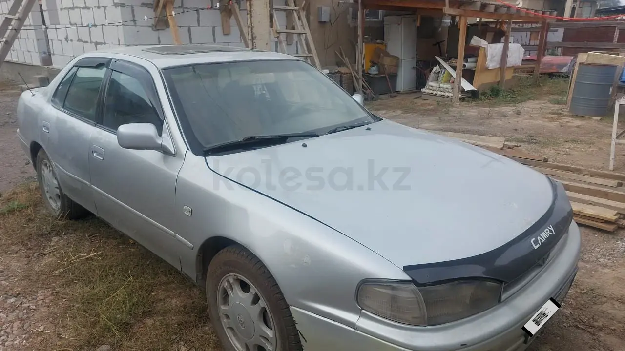 Toyota Camry, 1992