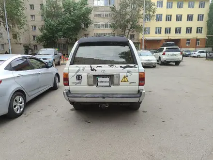 Toyota 4Runner 1993 года за 3 500 000 тг. в Актобе – фото 2