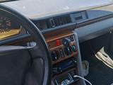 Mercedes-Benz E 260 1991 года за 485 000 тг. в Туркестан – фото 4