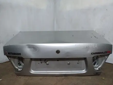 Крышка багажника на Мицубиси Каризма седана за 6 000 тг. в Караганда