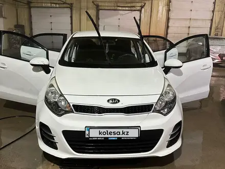 Kia Rio 2015 года за 5 500 000 тг. в Атырау – фото 3