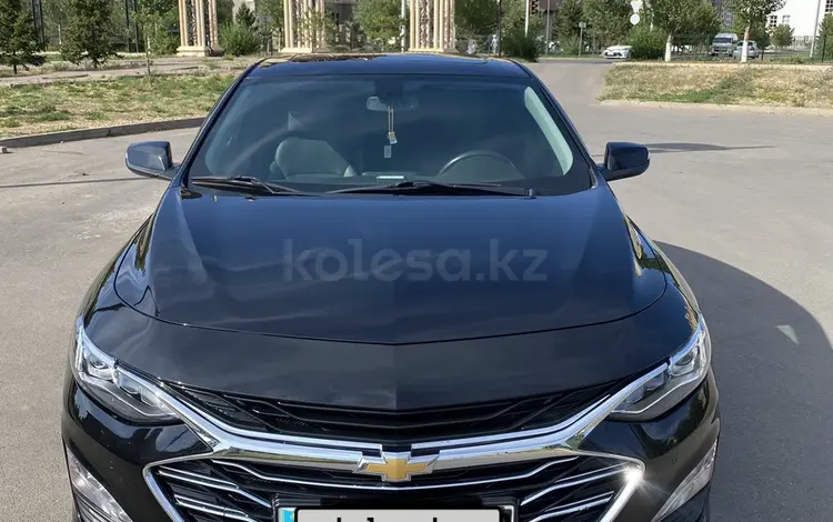 Chevrolet Malibu 2020 годаfor11 000 000 тг. в Астана