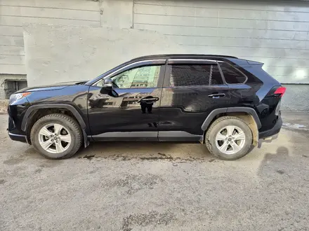 Toyota RAV4 2021 года за 16 100 000 тг. в Семей – фото 6