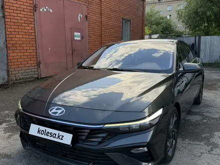 Hyundai Elantra 2023 года за 8 000 000 тг. в Петропавловск – фото 2