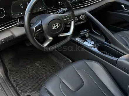 Hyundai Elantra 2023 года за 8 000 000 тг. в Петропавловск – фото 6