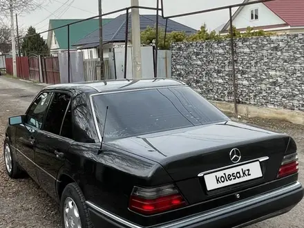 Mercedes-Benz E 280 1995 года за 2 400 000 тг. в Жаркент – фото 10