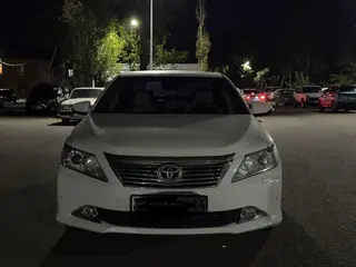 Toyota Camry, 2012