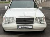 Mercedes-Benz E 280 1994 годаүшін3 600 000 тг. в Алматы – фото 3