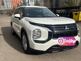 Mitsubishi Outlander 2022 года за 14 700 000 тг. в Астана