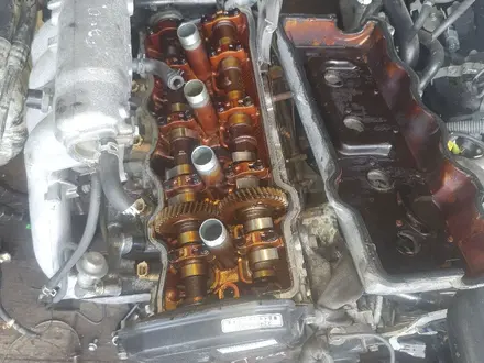 Двигатель на Тайота Карина 2.0 3s за 450 000 тг. в Атырау – фото 5