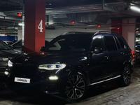 BMW X7 2020 года за 45 000 000 тг. в Астана