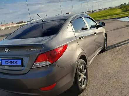 Hyundai Solaris 2011 года за 4 000 000 тг. в Рудный – фото 4