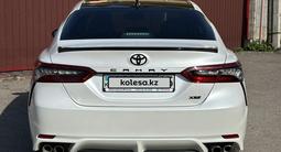 Toyota Camry 2021 года за 14 990 000 тг. в Алматы – фото 4