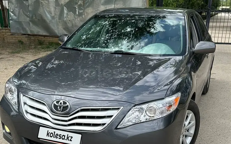 Toyota Camry 2010 года за 5 300 000 тг. в Атырау