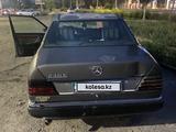 Mercedes-Benz E 230 1992 годаfor1 100 000 тг. в Талдыкорган – фото 3