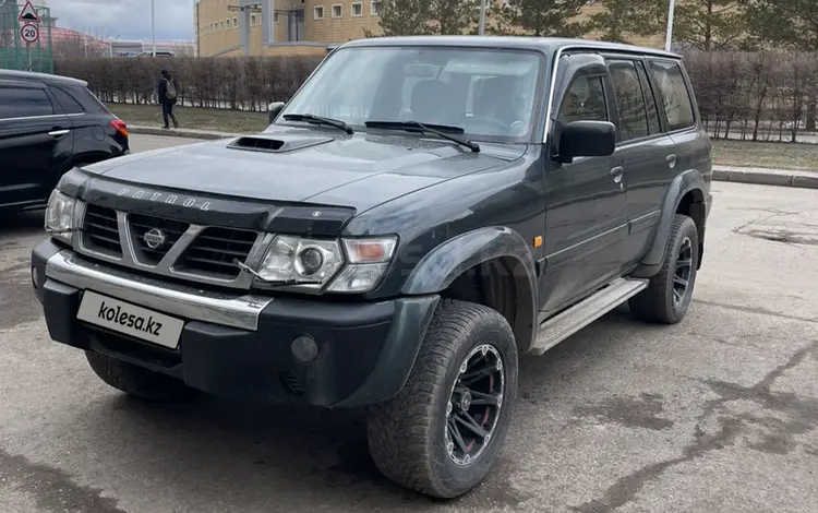 Nissan Patrol 2001 года за 7 000 000 тг. в Астана