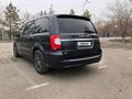 Chrysler Town and Country 2013 года за 6 500 000 тг. в Астана – фото 18