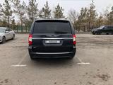 Chrysler Town and Country 2013 года за 8 000 000 тг. в Астана – фото 5