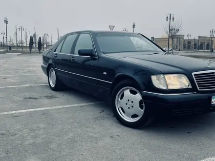 Mercedes-Benz S 320 1996 года за 13 800 000 тг. в Туркестан – фото 2