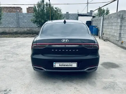 Hyundai Grandeur 2022 года за 12 200 000 тг. в Алматы – фото 2