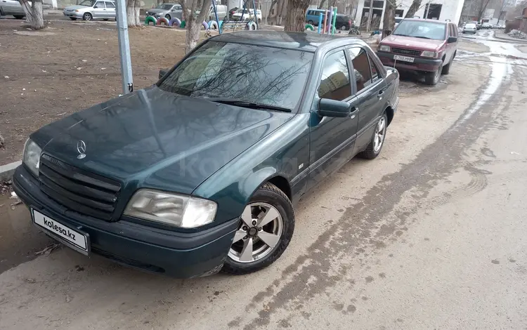 Mercedes-Benz C 220 1996 года за 1 800 000 тг. в Астана