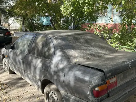 Nissan Primera 1993 года за 200 000 тг. в Актобе – фото 2