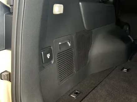 Toyota Land Cruiser 2021 года за 46 000 000 тг. в Караганда – фото 31