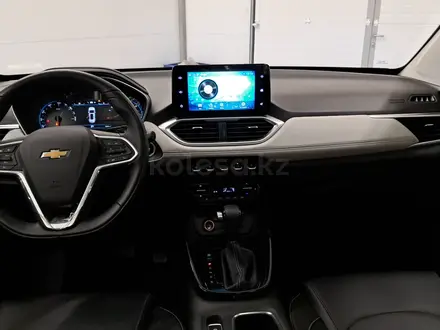 Chevrolet Captiva 2022 года за 10 590 000 тг. в Актобе – фото 14