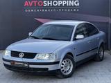 Volkswagen Passat 1997 годаfor2 600 000 тг. в Актобе