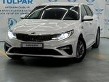 Kia K5 2018 года за 9 800 000 тг. в Алматы