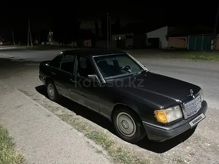 Mercedes-Benz E 200 1993 года за 1 250 000 тг. в Шымкент – фото 2