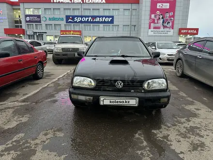 Volkswagen Golf 1995 года за 950 000 тг. в Кокшетау – фото 4