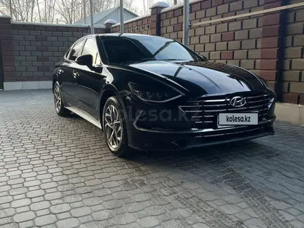 Hyundai Sonata 2023 года за 12 500 000 тг. в Алматы