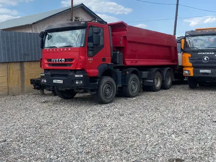 IVECO  EuroTrakker 2010 года за 26 000 000 тг. в Талгар – фото 14