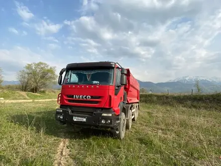 IVECO  EuroTrakker 2010 года за 26 000 000 тг. в Талгар – фото 3