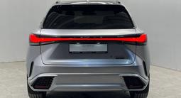 Lexus RX 500h F Sport Design 2025 годаүшін55 490 000 тг. в Алматы – фото 5