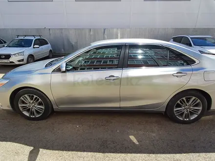 Toyota Camry 2015 года за 5 600 000 тг. в Уральск – фото 4