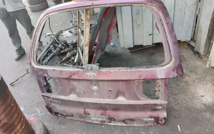 Крышка багажника без стекла за 7 000 тг. в Алматы