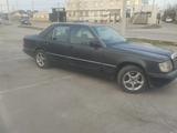 Mercedes-Benz E 200 1990 года за 800 000 тг. в Шымкент – фото 3