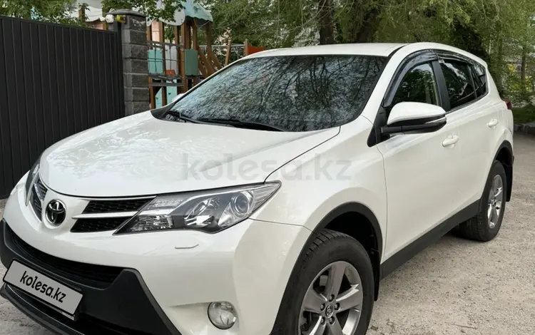 Toyota RAV4 2015 годаүшін10 800 000 тг. в Алматы