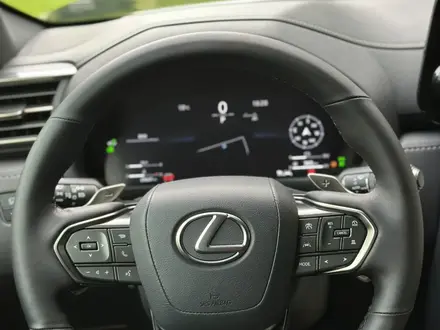 Lexus LX 600 2025 года за 83 500 000 тг. в Алматы – фото 11