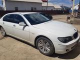 BMW 750 2005 года за 5 500 000 тг. в Астана – фото 3